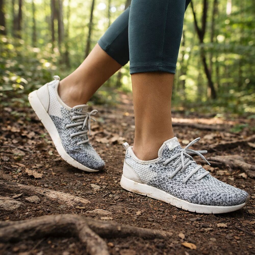 OTBT Knit Sneakers Marine Womens 7.5 Ivory Beige Black Comfort Shoes